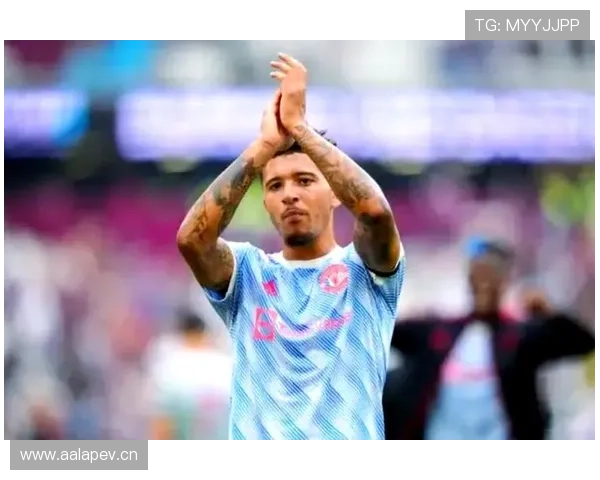 桑乔与斯特林在快攻转换下分工分散趋势明显